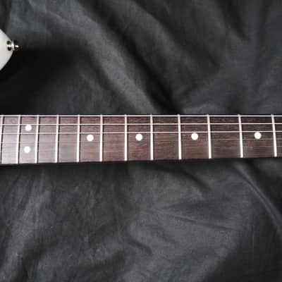 *NEW IN BOX* 2025 Fender MIJ Hybrid II Jazzmaster Blanc – Limited Edition New Color image 7