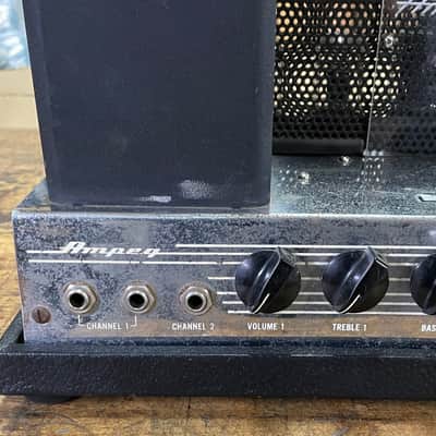 Vintage 1964 Ampeg B-15N head image 3