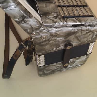 Weltmeister-Stella-40-Bass-LMM-Accordion-Akkordeon-Fisarmonica-grey image 6