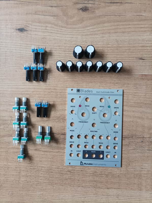Mutable Instruments Blades panel, pots and knobs image 1