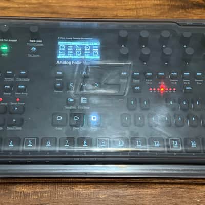 Elektron Analog Four MKII 4-Voice Tabletop Analog Synthesizer - Black image 3