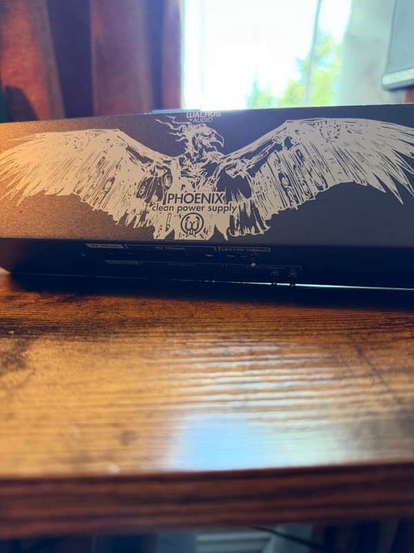 Walrus Audio Phoenix 120V Clean Power Supply