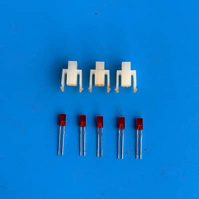 YAMAHA PSR-40 Keyboard Replacement Part: 5 Red Rectangular LEDs & 3 Holders