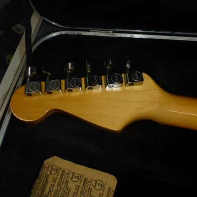 Fender " Dan Smith " 2 Knob SSS Stratocaster w/Case 1983 - Tobacco Burst image 18
