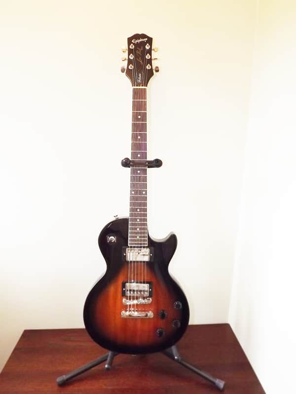 Epiphone Les Paul Tribute -MINT- Elec Guitar - Vintage Sunburst