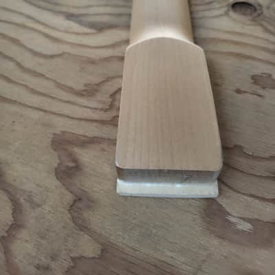 Custom GeoMetric Design 22 fret Banana Shred Maple Guitar Neck Replacement, Floyd Rose Nut Stainless Steel frets diy image 7