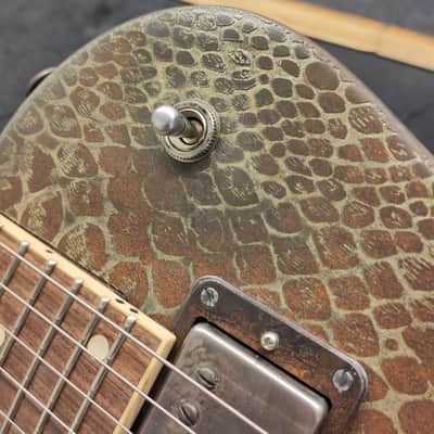 James Trussart Steeldeville Rusty 2020 - Snackskin Engraved image 6