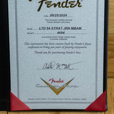 Fender Limited Edition 70th Anniversary Austin Macnutt Masterbuilt 1954 Strat Journeyman Relic Wide Fade 2 Tone Sunburst XN4694 image 7