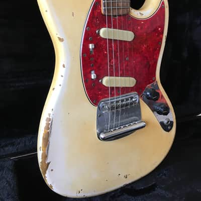 Fender Mustang Guitar with Rosewood Fretboard 1966 Olympic White image 6