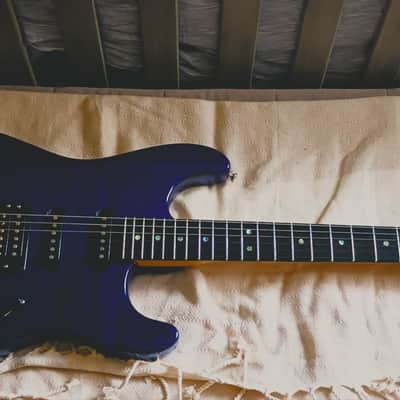 RARE! Fender Deluxe FMT Stratocaster 2004 - Blue Flame top image 2