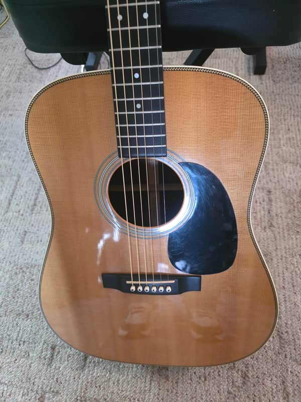Martin Standard Series HD-28