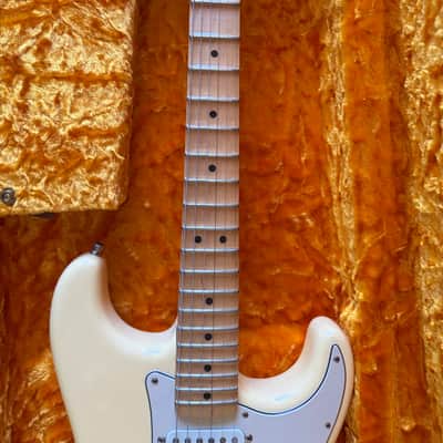 Fender Yngwie Malmsteen US Signature Stratocaster with Maple Fretboard Early 2000s - Vintage White image 5