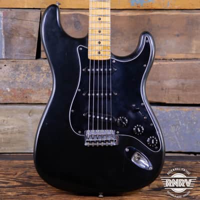 Fender Stratocaster with Maple Fretboard 1979 - Black image 1