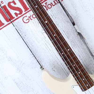 Peavey Forum Bass 4 String P/J Style Electric Bass Guitar Made in the USA image 7