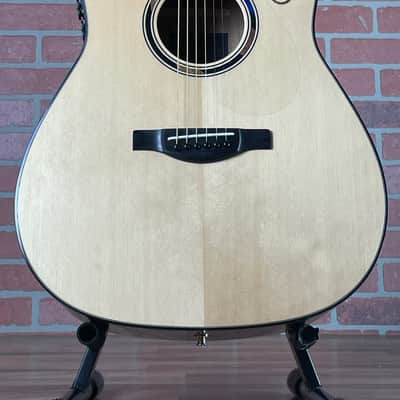 Yamaha TAG3 C TransAcoustic Acoustic-electric Guitar - Natural image 2