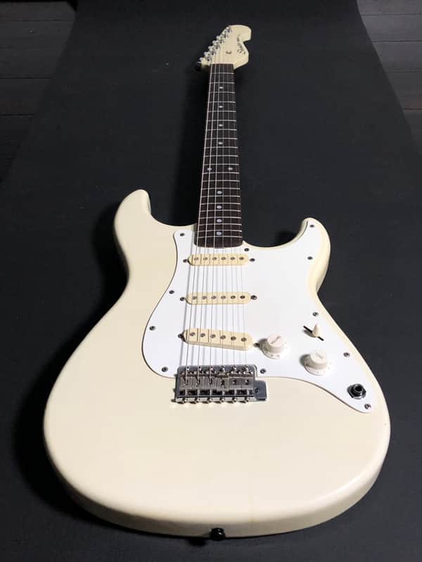 Yamaha Shouter SH-01 strat white with matching headstock | Reverb