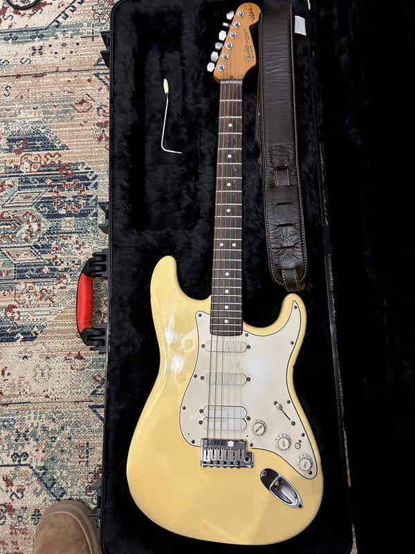 Fender Jeff Beck Artist Series Stratocaster with Lace Sensor Pickups 1991 - 2000 - Vintage White