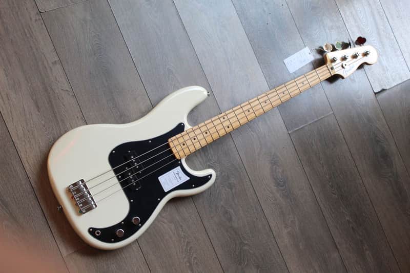 FENDER Standard Precision Bass Olympic White, 3, 90 KG image 1