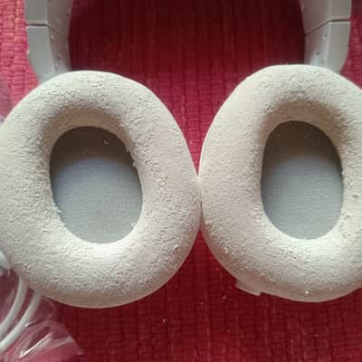 Audio-Technica ATH M50x 2010s - White image 7