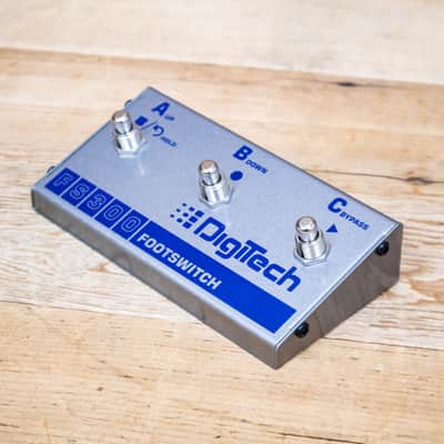 Digitech FS300 (FS-300) Multi-Function Footswitch 3-Button Stompbox U282099 image 2