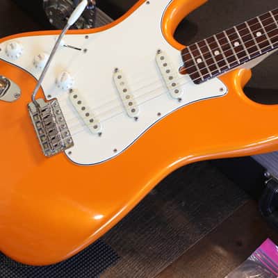 Lefty! 2019 D'Pergo Aged Vintage Classic Limited Brazillian Electric Guitar Orange + HSC image 6