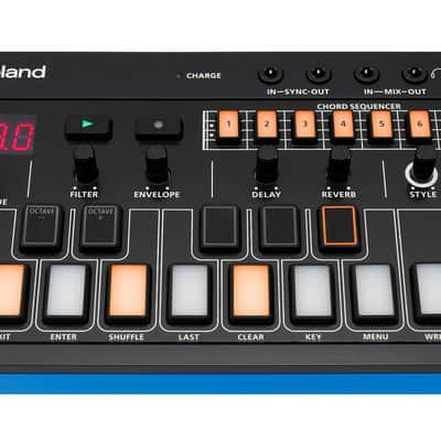 Roland AIRA Compact J-6 - Chord Synthesizer [Three Wave Music] image 3