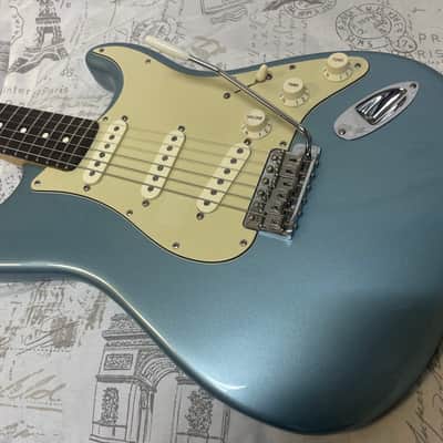 2005 Fender FSR Deluxe Vintage Player ‘62 Stratocaster Ice Blue Metallic Thin Skin Lacquer Matching Headstock 22 Frets Wildwood Spec ARVI Reissue RARE! image 12