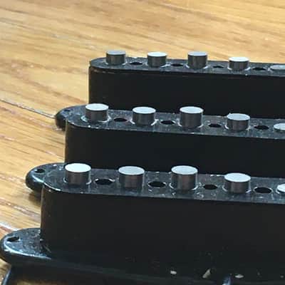 3 Vintage Fender Strat Pickups Set Squier? Black Plastic Bobbin Staggered Poles image 5