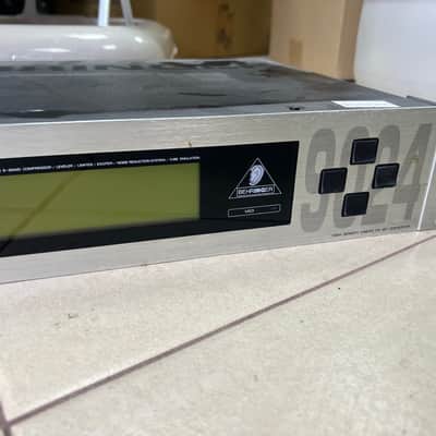 Behringer Behringer Ultra-Curve Pro DSP8024 Digital 24-Bit Dual DSP Mainframe Equalizer 1998-2003 image 2