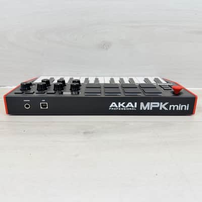 Akai MPK Mini MKII MIDI Controller – USB Beat Maker Keyboard w/ Pads image 6