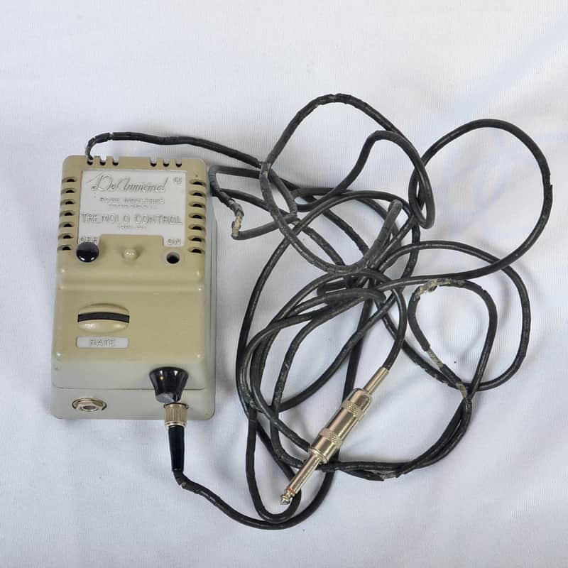 DeArmond Tremolo Control model 60B 1964-5 image 1