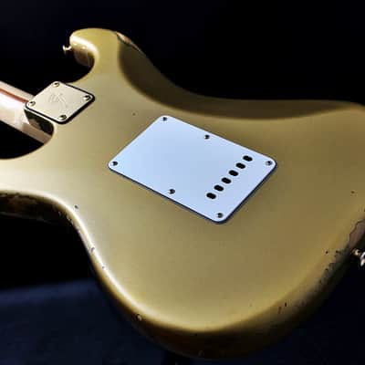 FENDER USA LTD " The Gold Stratocaster" "Gold + Maple" (1981) image 13
