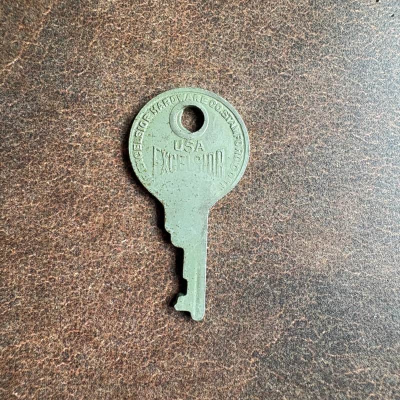 Excelsior 6K11 Keys for Vintage Gibson Guitar Case! image 1