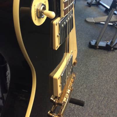 Irin Les Paul Copy Black image 3