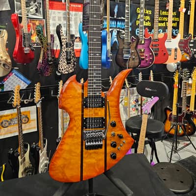 B.C. Rich Mockingbird Legecy ST w/ Floyd Rose 2026 - Honey Burst image 2