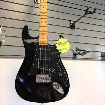 B.C. Rich U.S. Series STIII David Gilmour 'Black Strat' custom tribute image 2