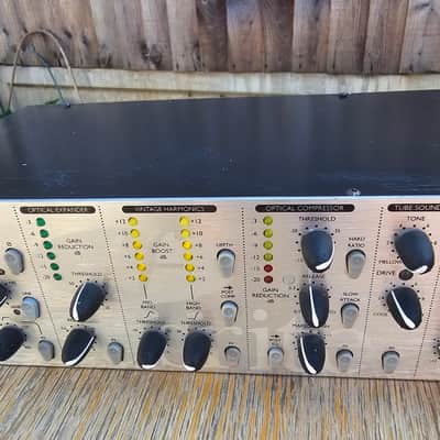 Focusrite Platinum VoiceMaster Pro Channel Strip 2000s - Silver image 6