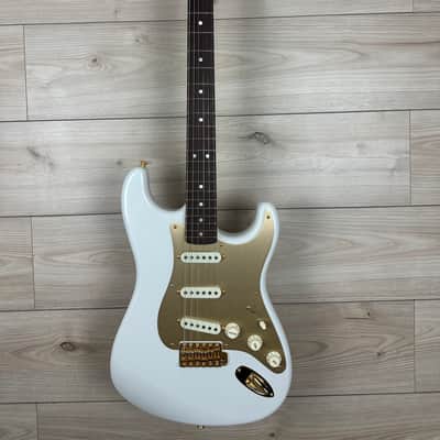 Fender Custom Shop Limited Edition 75th Anniversary Stratocaster NOS Guitar, Rosewood Fingerboard, Diamond White Pearl image 2