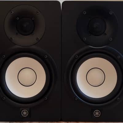 Yamaha HS5 2025 - Black image 2
