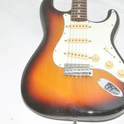 Fender Japan ST62-70TX 3TS CRAFTED Electric Guitar Ref No 7642 image 2