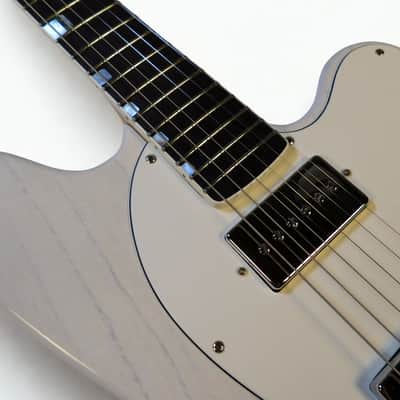 2026 Del Toro Guitars Corrida - Kary May White image 7