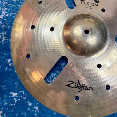 Don’t pay £339!! 18” Zildjian A CUSTOM EFX Crash 1246g image 4
