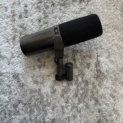 Vintage Shure SM7 Cardioid Dynamic Microphone 1980s - Black image 2