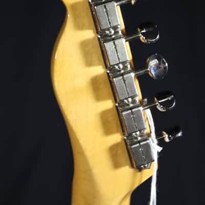 Fender American Vintage II '63 Telecaster 2024 3-Color Sunburst image 12