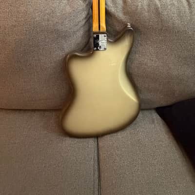Squier Vintage Modified Baritone Jazzmaster with Rosewood Fretboard 2015 - 2017 - Antigua image 7