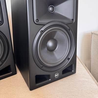 RCF AYRA PRO 8 2-Way 8" Active Studio Monitors (Pair) 2019 - Present - Black image 6