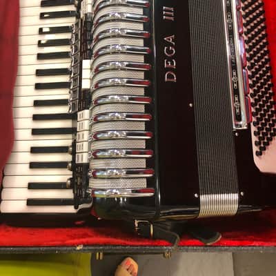 Exceptional find……Pignatelli electronic accordion DEGA 111 1960’s - Black image 12