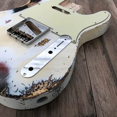 FRANCHIN Mars guitar body Heavy Relic Aged Olympic White over 3-Color Sunburst 100% Nitro Lacquer SS Poplar Telecaster-Tele-T-Style Made in Italy - Stock piece #22360826 image 7