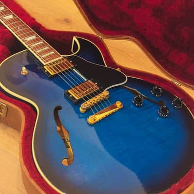 Gibson ES-137 Classic 2002 Blueburst image 5