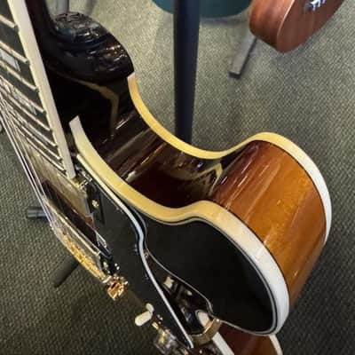 Yamaha SA2200 Semi-Hollowbody Electric Guitar w/ Case image 6
